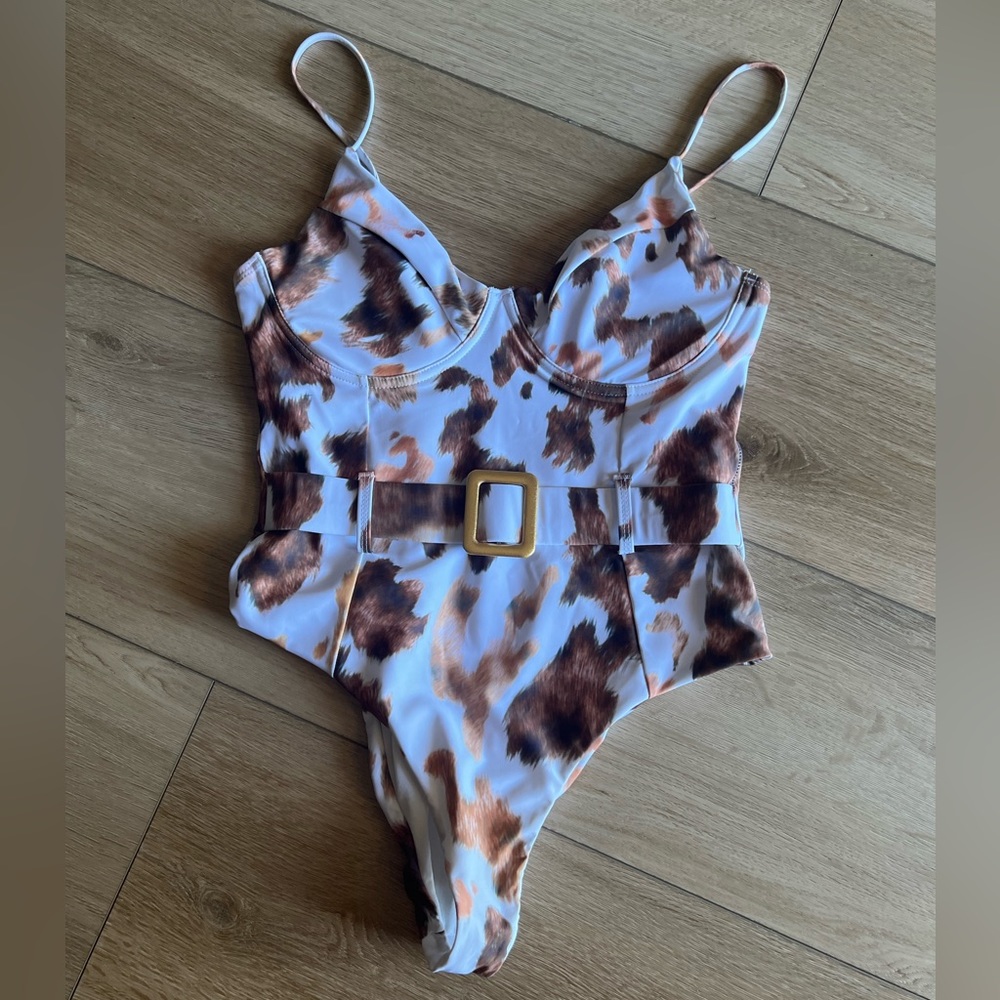 One piece swimsuit